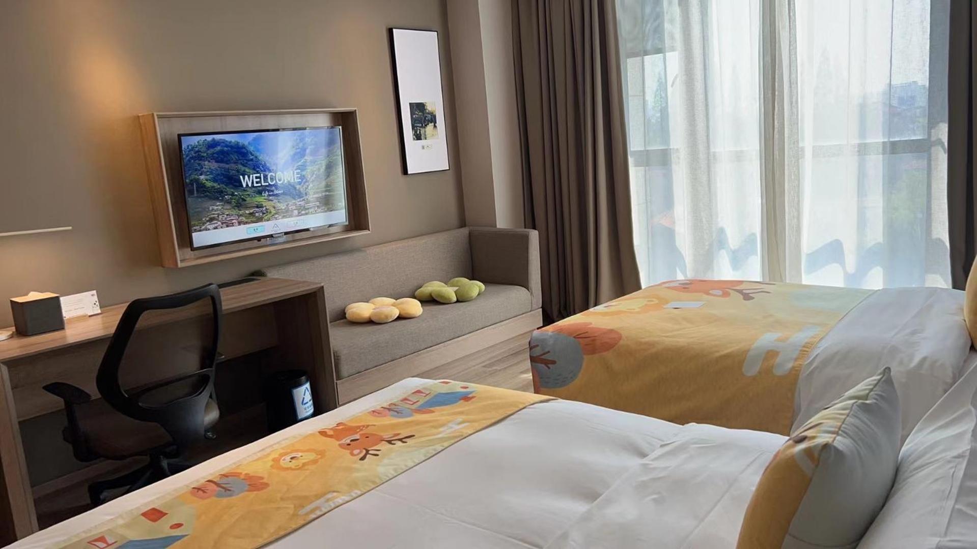 Atour Hotel Tongxiang Exterior photo