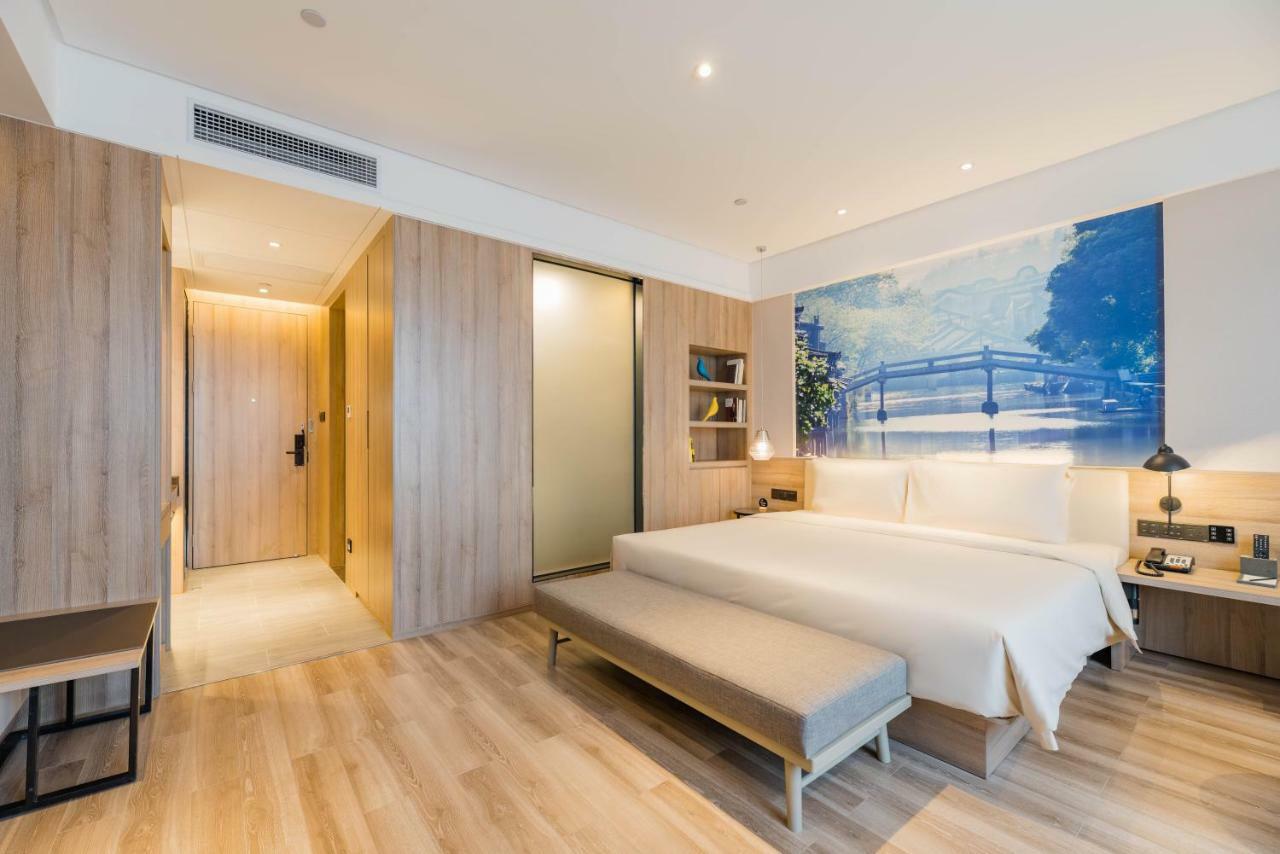 Atour Hotel Tongxiang Exterior photo